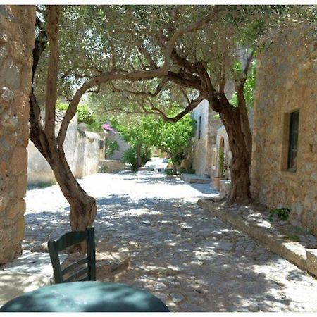 Nefeli Castle Stone House Inside The Fortress Monemvasia Luaran gambar