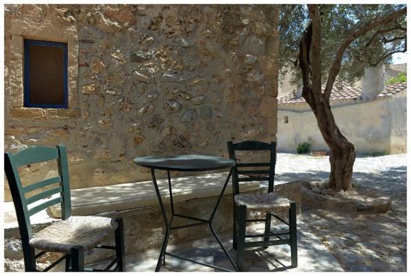 Nefeli Castle Stone House Inside The Fortress Monemvasia Luaran gambar