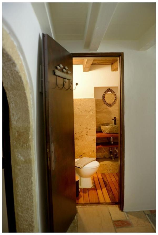 Nefeli Castle Stone House Inside The Fortress Monemvasia Luaran gambar
